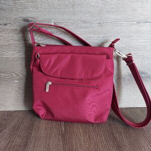 NEW Travelon Anti-Theft Classic Mini Shoulder Bag - Cranberry